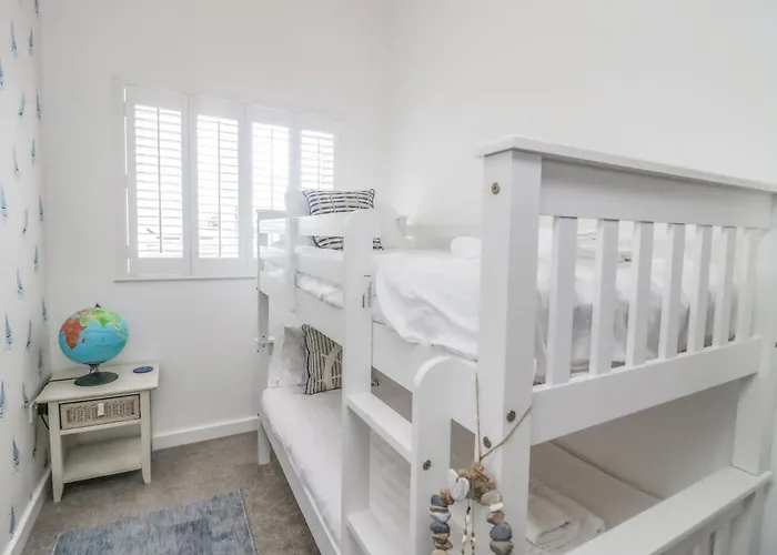 Nyaraló Driftwood Roa Island Piel Island