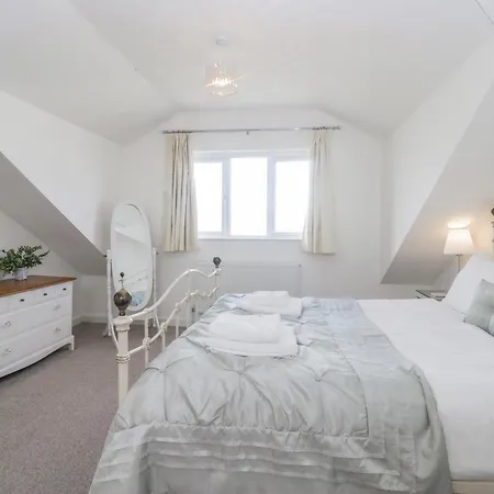 Driftwood, 23 Roa Island Holiday home