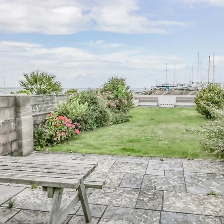 Driftwood Roa Island Piel Island